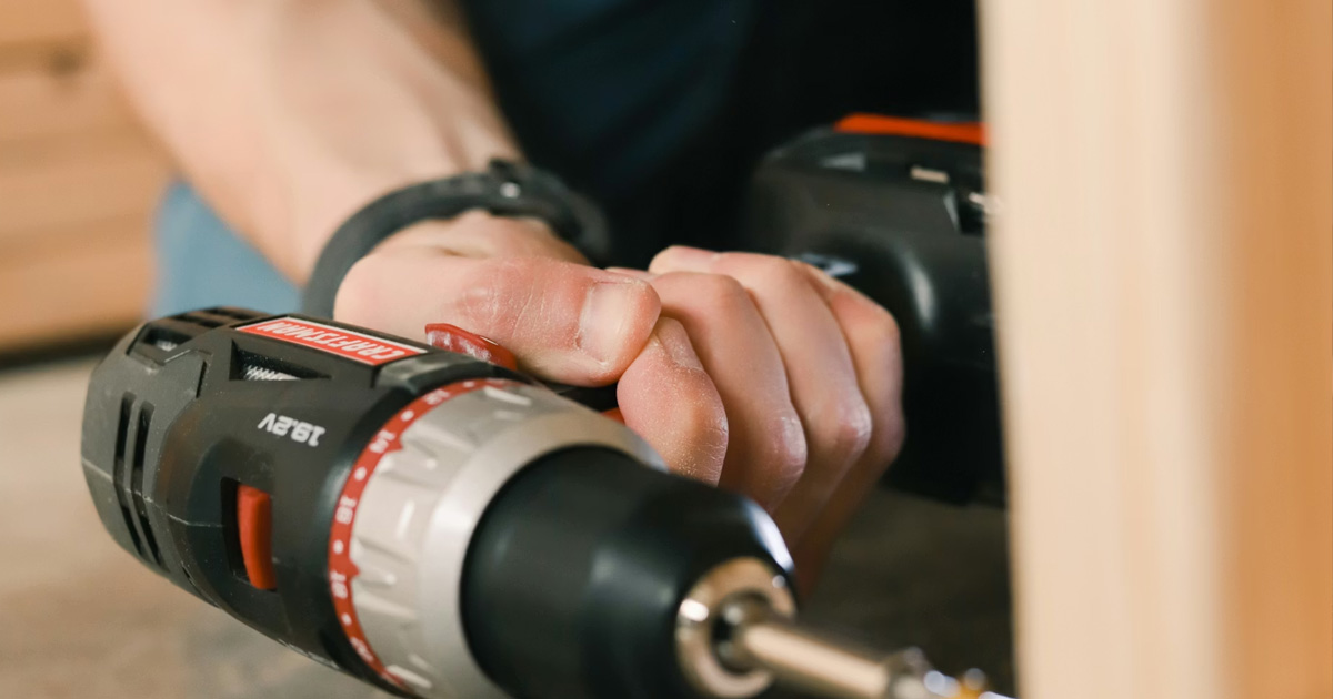 Let’s dive into posterior impingement syndrome, and take a look at how we at Spectrum can help you deal with symptoms.