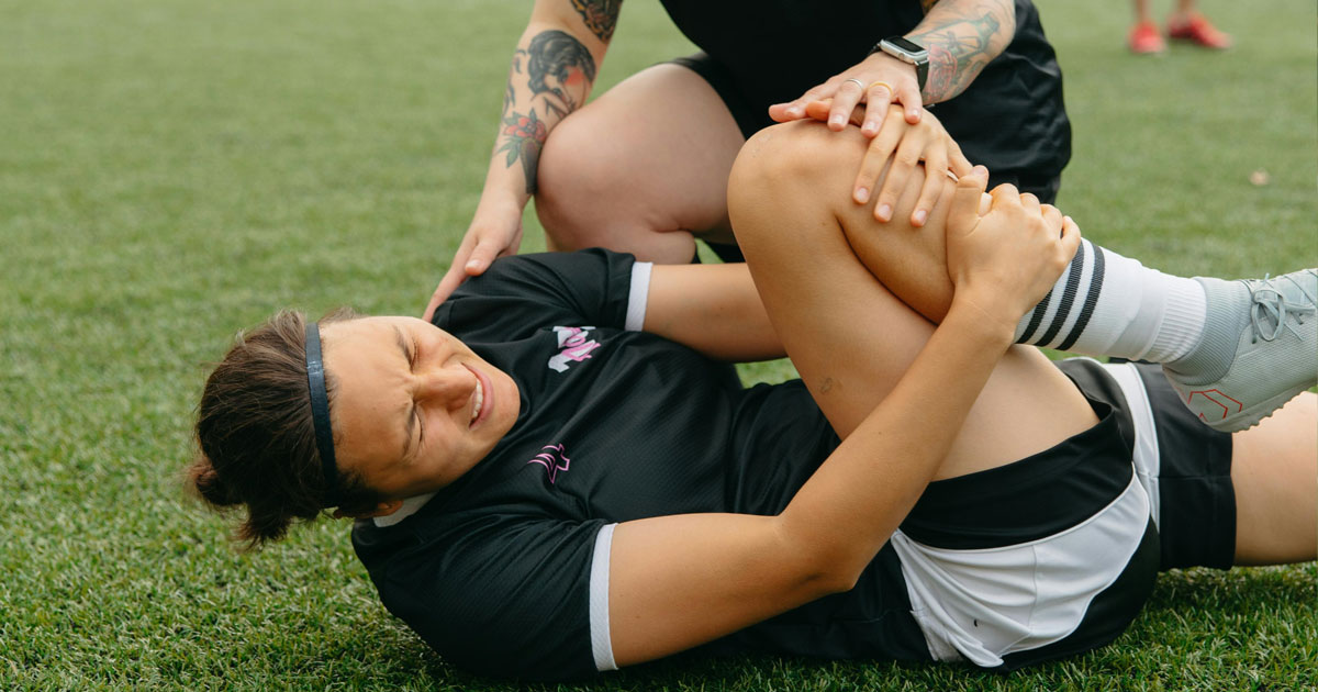 Let’s take a closer look at how the meniscus can sustain injuries and what we at Spectrum can do for you if you experience a meniscus injury.