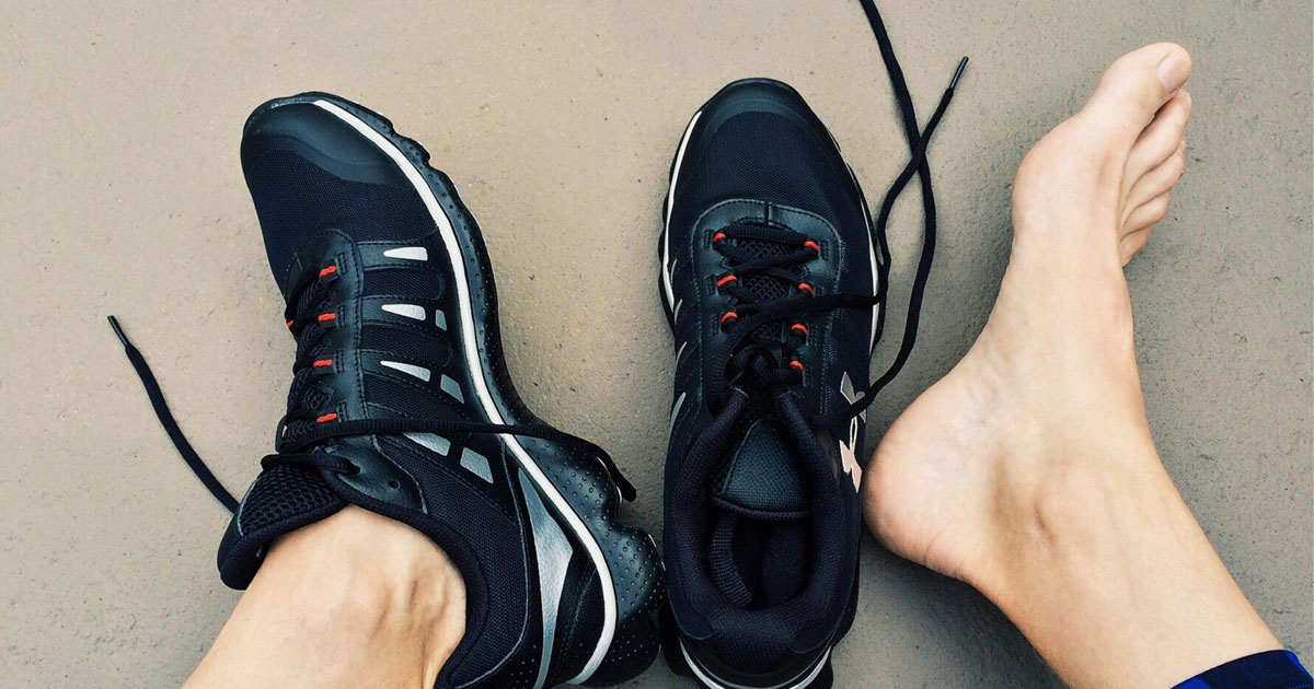 This guide provides a detailed look at Lisfranc injuries, including their causes, symptoms, and how we can support your recovery.