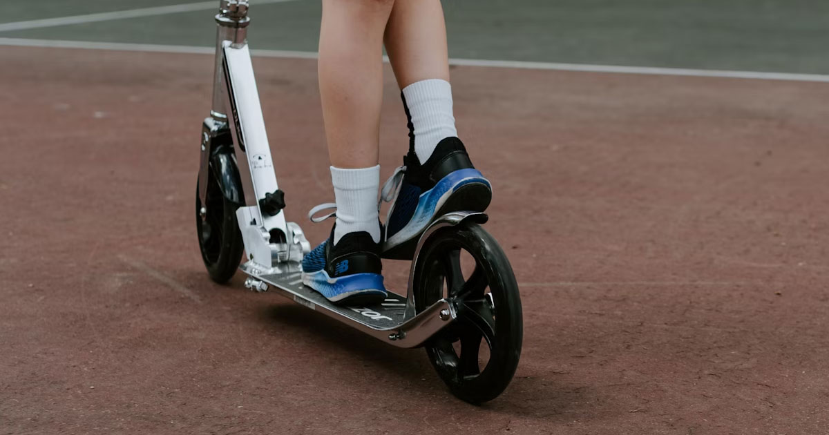 At Spectrum Healthcare, located in North Ryde and Macquarie Park, we specialise in helping children recover from Sever's disease and return to the activities they love.